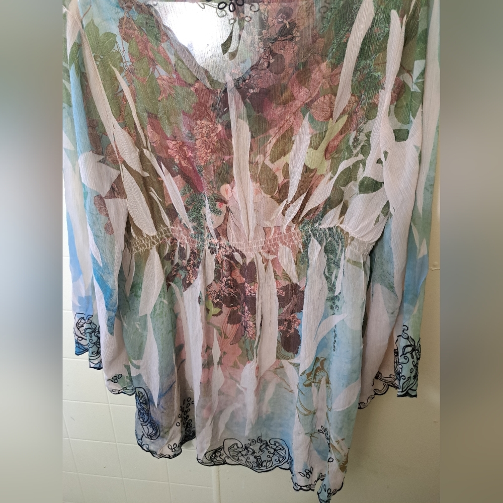 Multi colored long sleeve - Picture 4 of 4